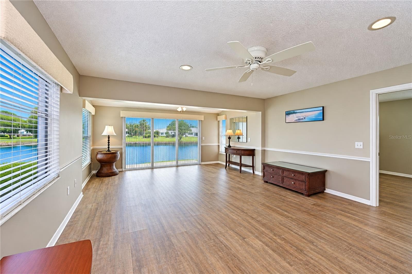 Condominium at 4605 LEXINGTON CIR, BRADENTON, photo 16 of 70