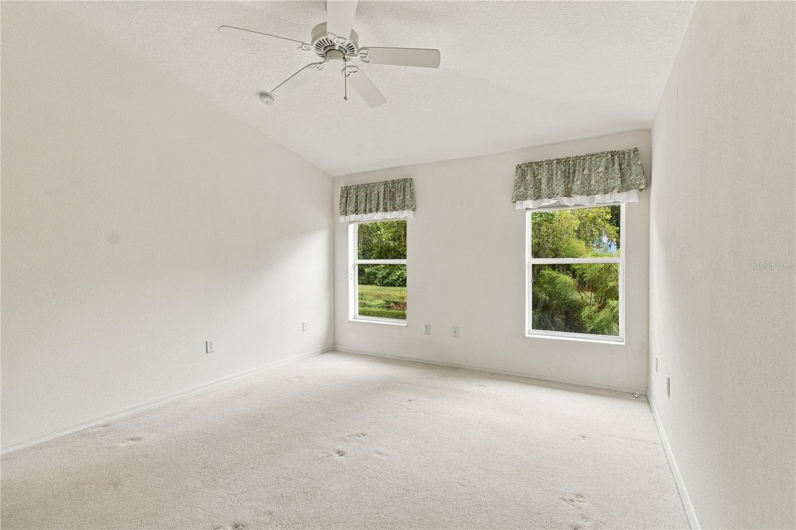 Single Family Residence at 11508 BLOOMINGTON CT, NEW PORT RICHEY, photo 38 of 90