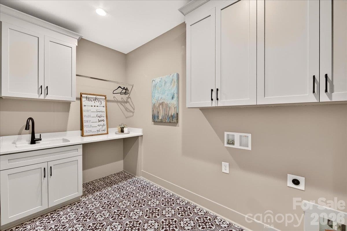 Single Family Residence at 4214 Waterbury Drive, Charlotte, photo 33 of 44