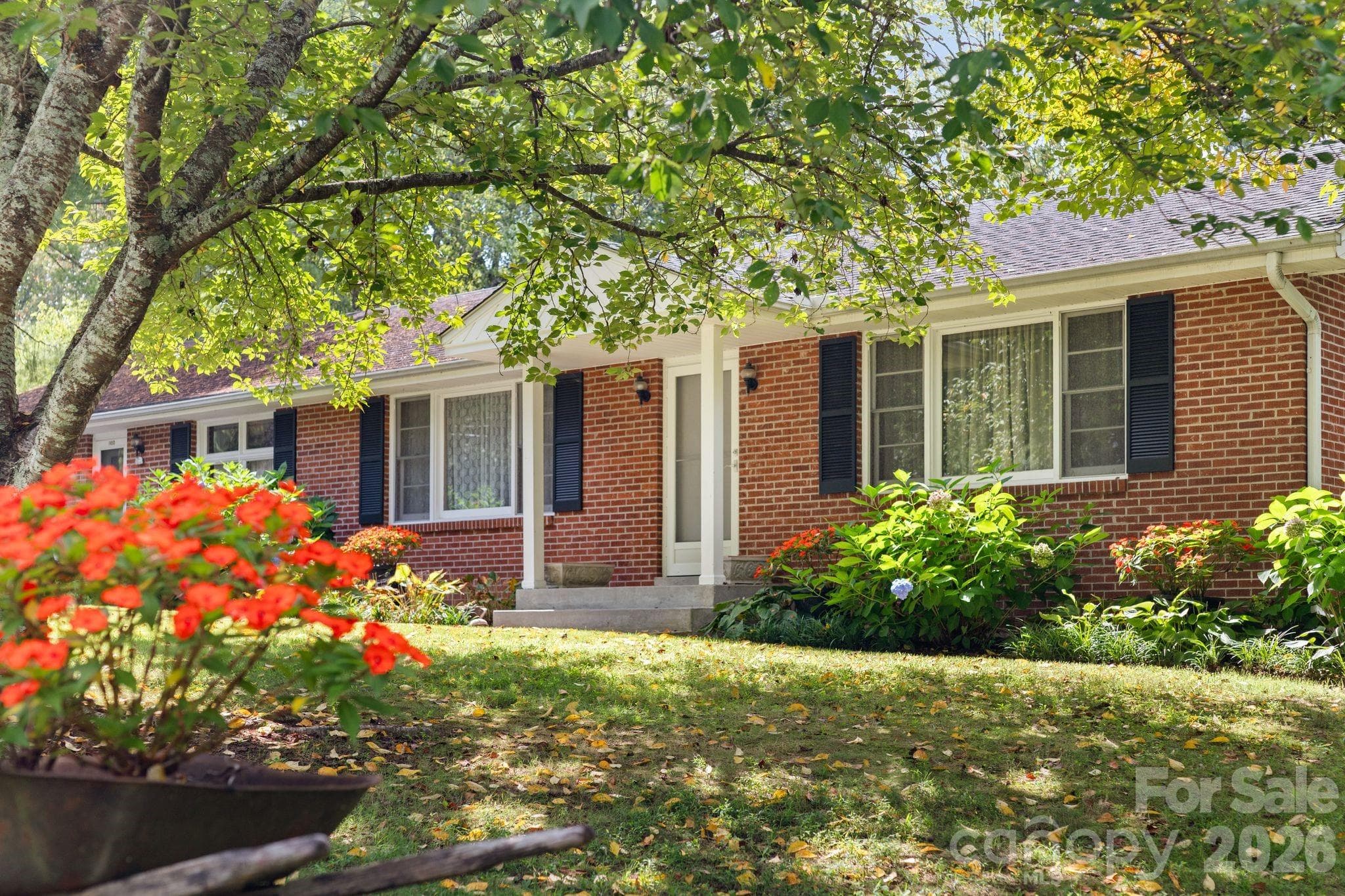 1450 Howard Gap Road