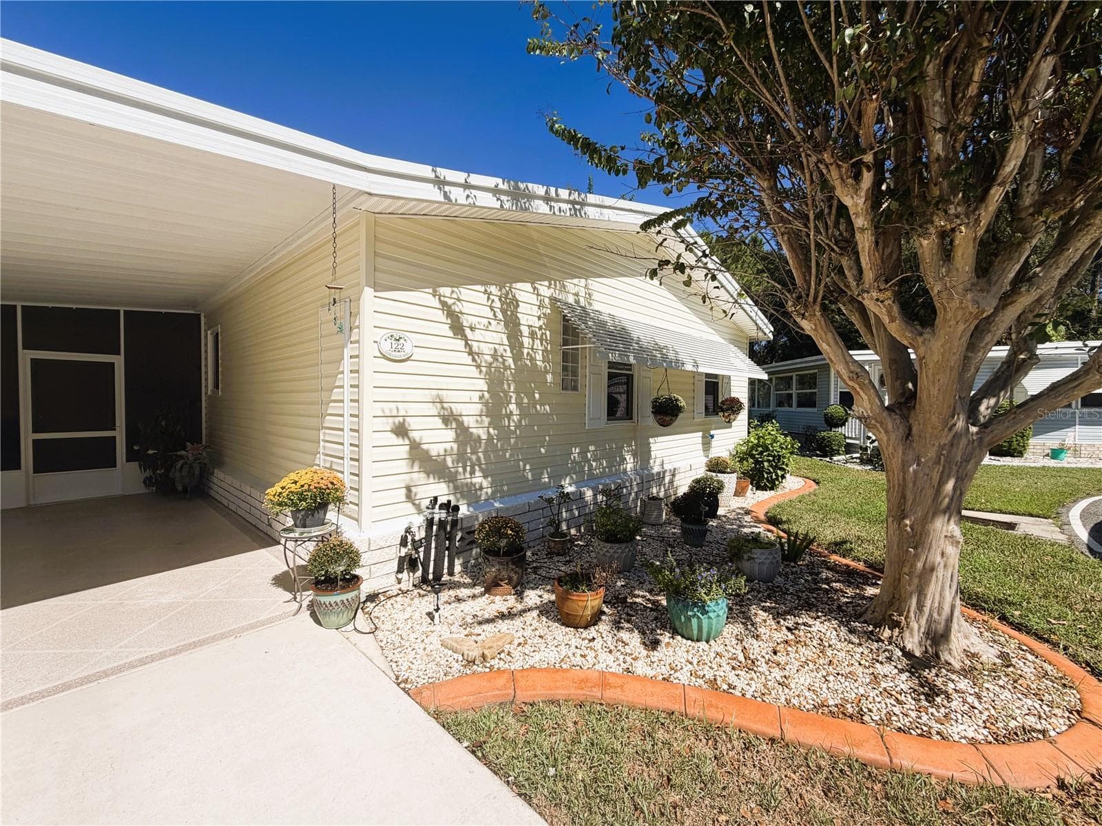 Manufactured Home at 122 TAMARISK WAY, LEESBURG, photo 16 of 64