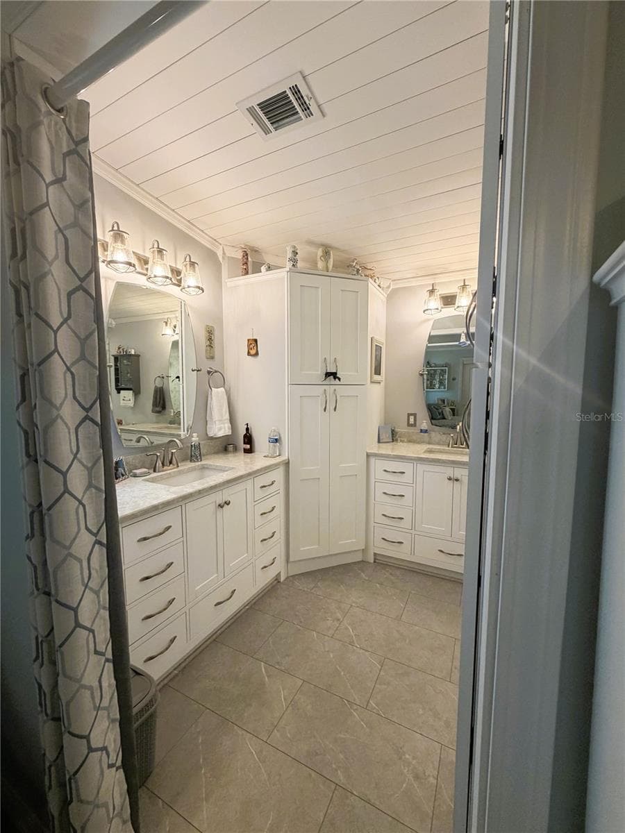 Manufactured Home at 122 TAMARISK WAY, LEESBURG, photo 51 of 64