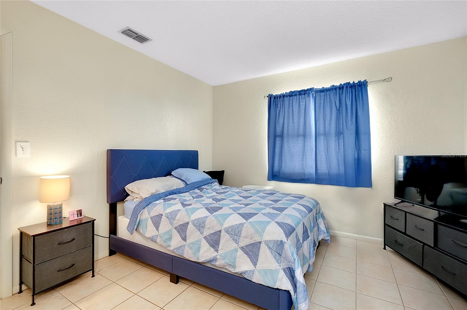 Single Family Residence at 144 ROTONDA CIR, ROTONDA WEST, photo 29 of 40