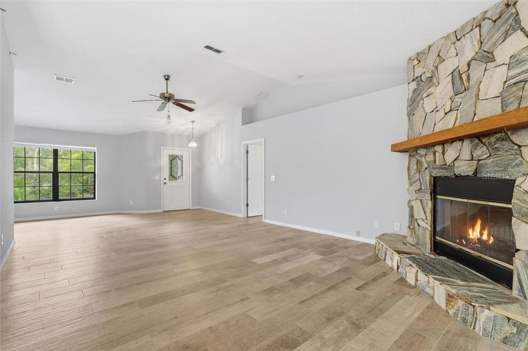 Single Family Residence at 7410 W Newcastle CT, DUNNELLON FL 34433, photo 16 of 105