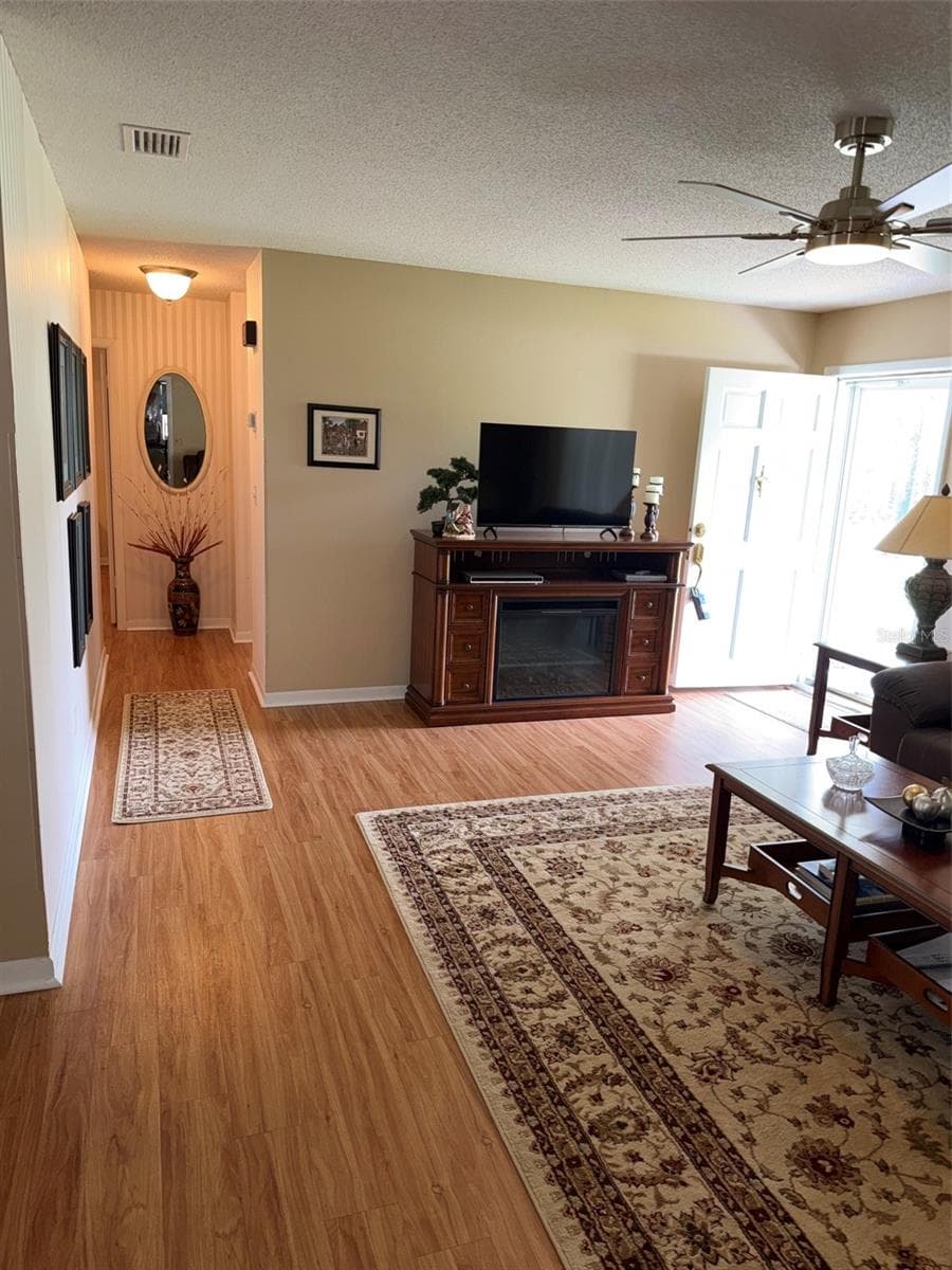 Single Family Residence at 5525 S KLINE TER, INVERNESS, photo 3 of 27