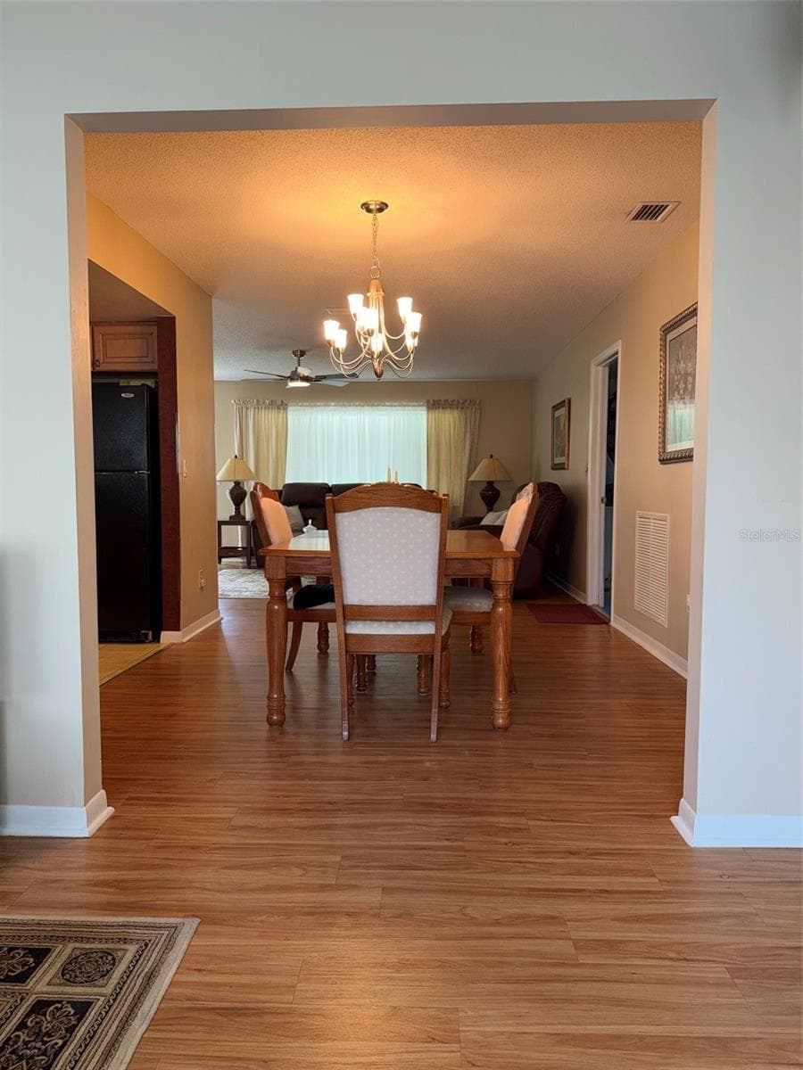 Single Family Residence at 5525 S KLINE TER, INVERNESS, photo 4 of 27