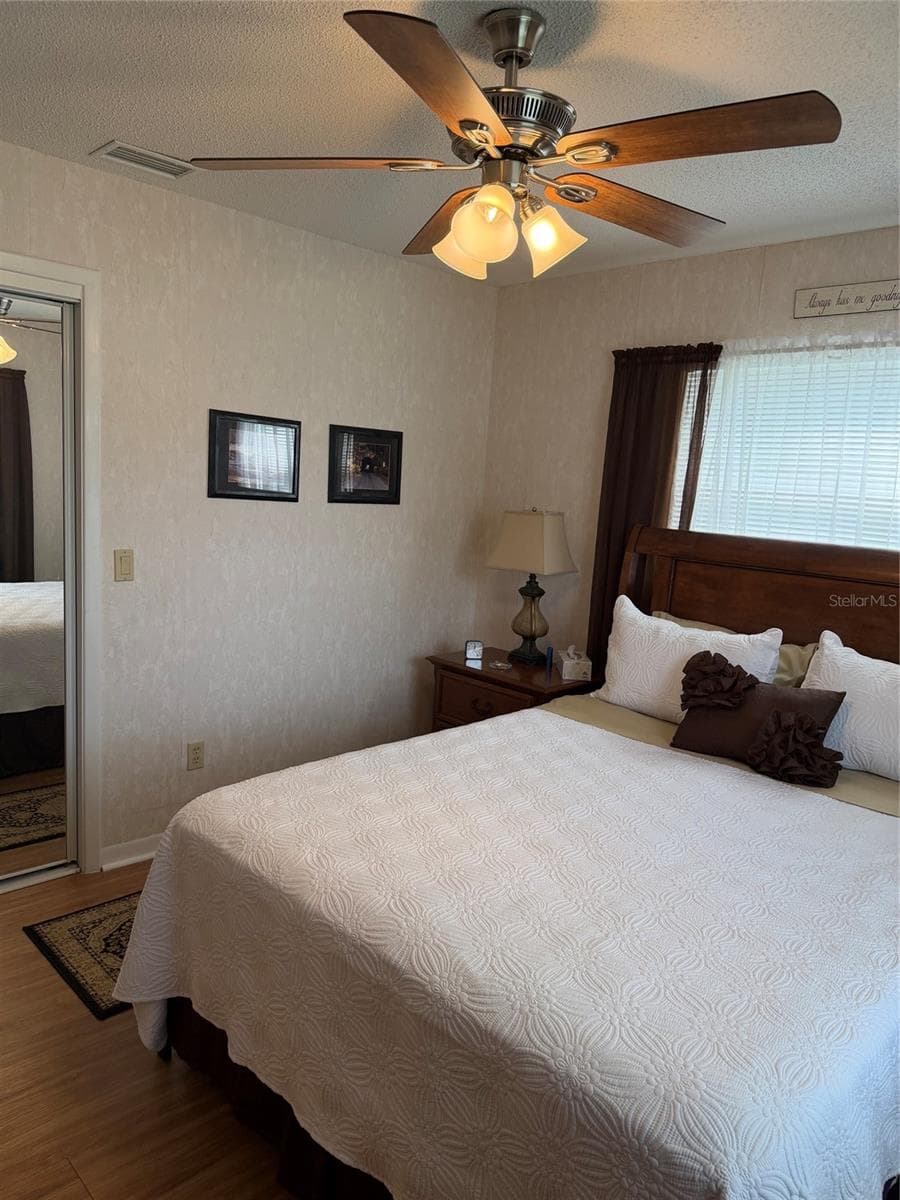Single Family Residence at 5525 S KLINE TER, INVERNESS, photo 9 of 27