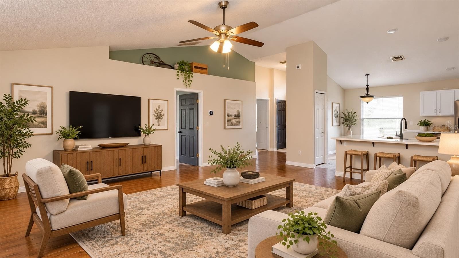 virtually staged - 3905 WHISPERING PINE CT, MASCOTTE
