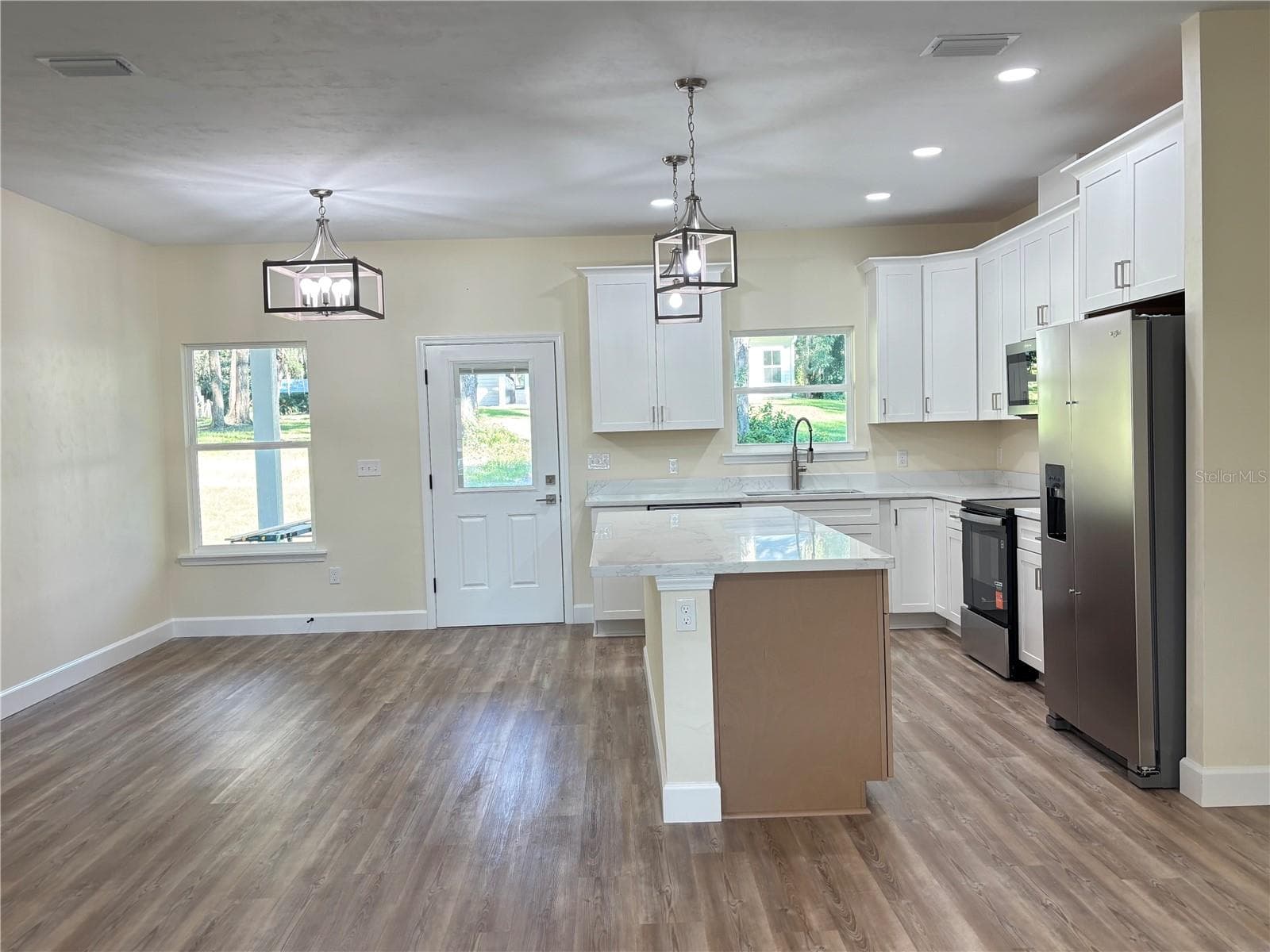Single Family Residence at 377 SE 4TH AVE, MELROSE, photo 11 of 72