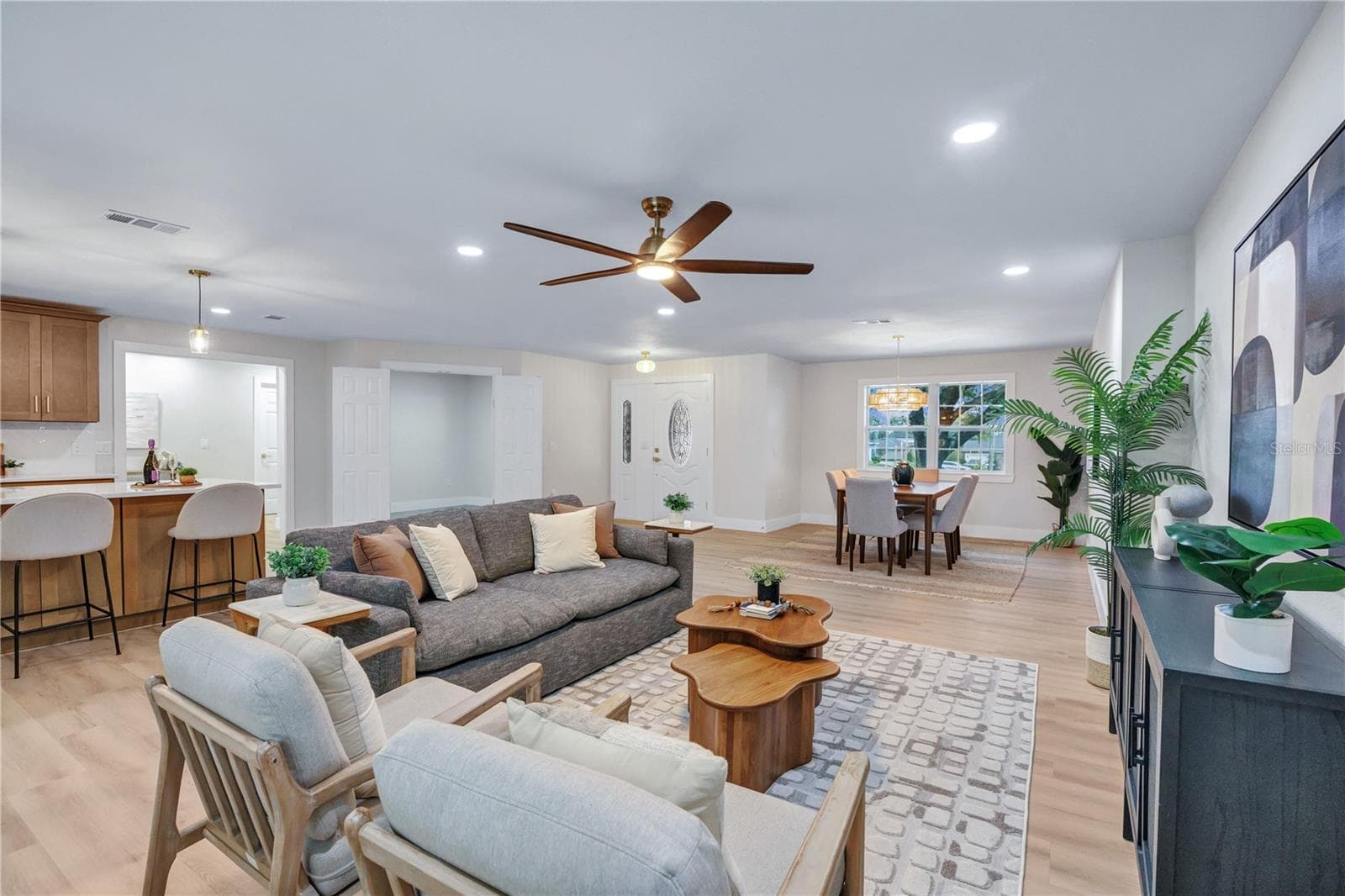 Single Family Residence at 2637 GRACE MNR, LAKELAND, photo 12 of 42