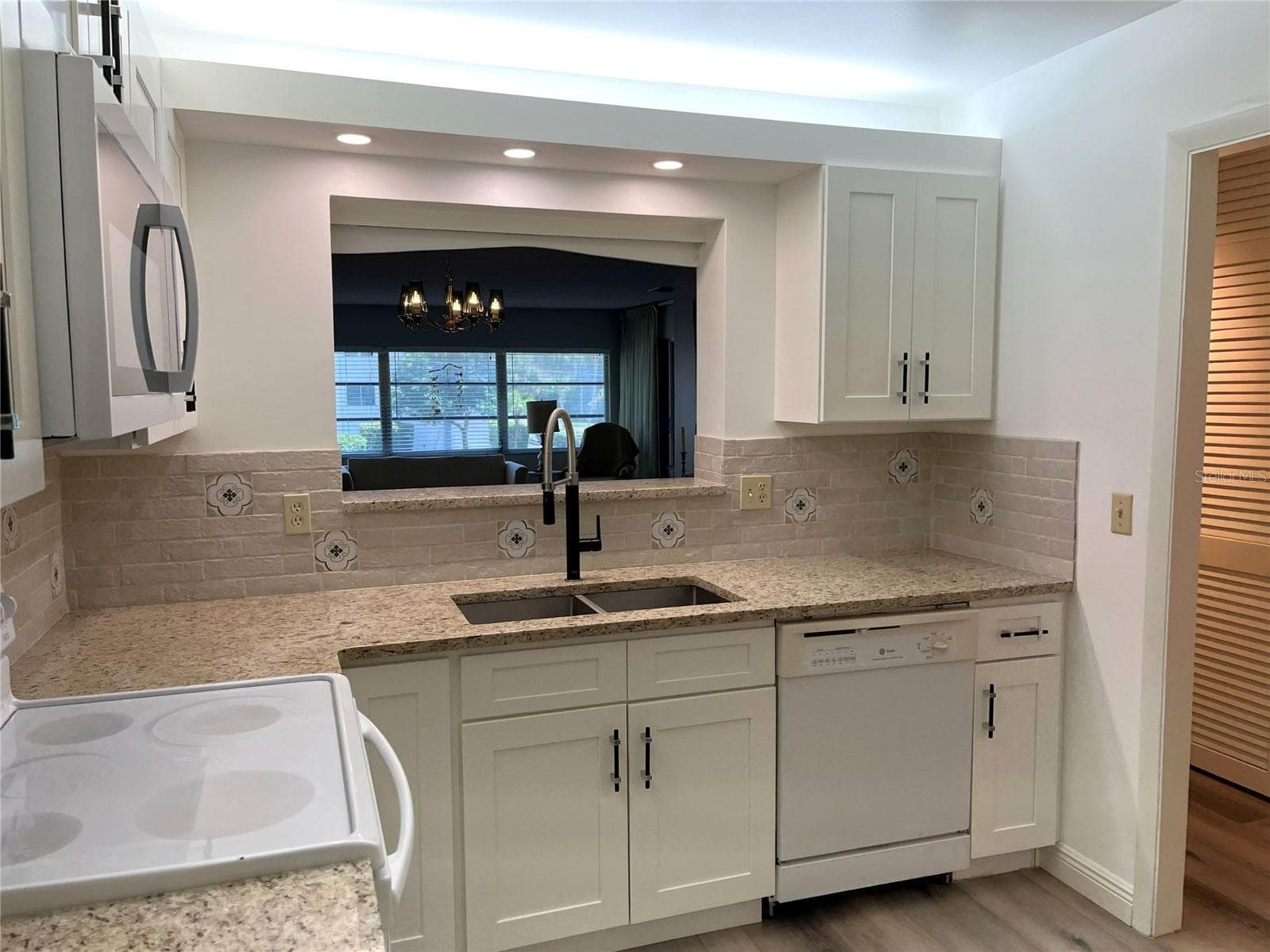 Condominium at 100 BLUFF VIEW DR #211A, BELLEAIR BLUFFS, photo 6 of 48