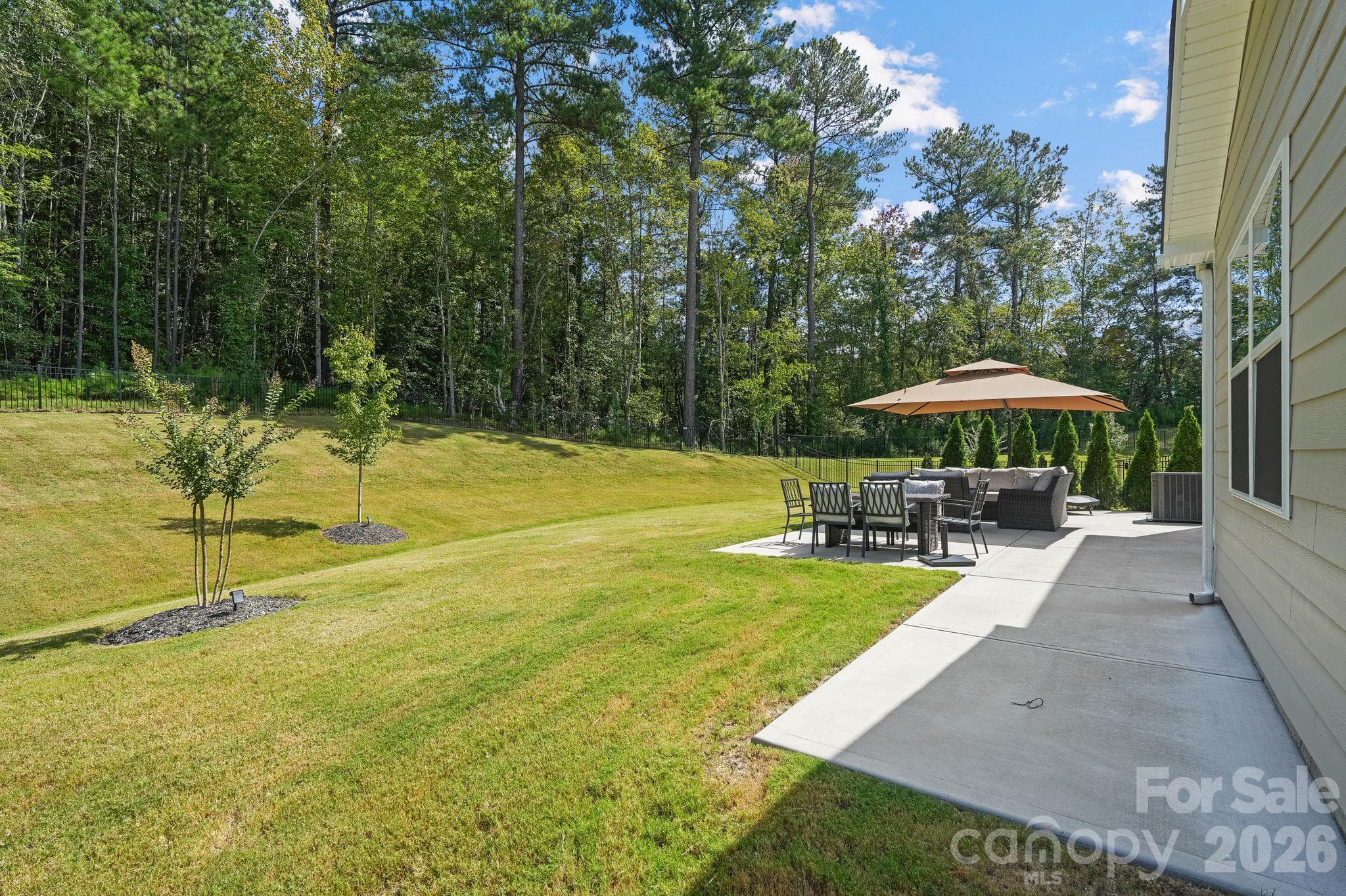 Single Family Residence at 107 Hollywood Court, Troutman, photo 24 of 26