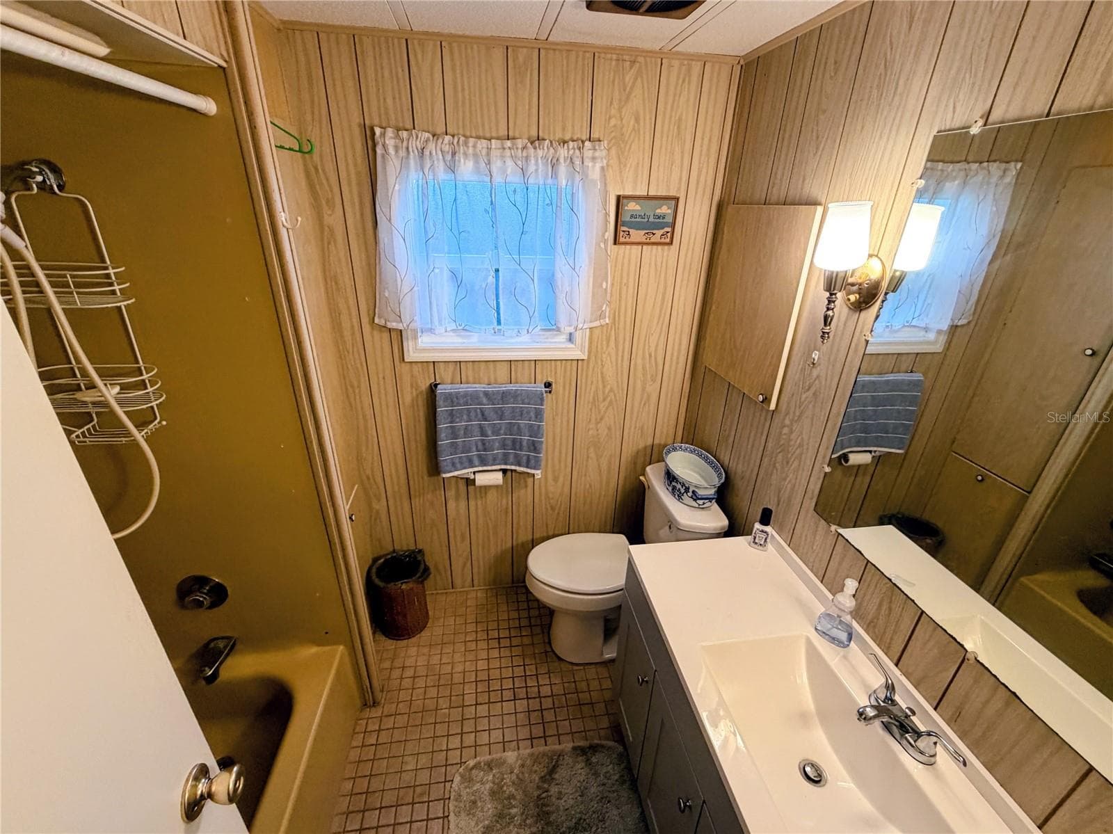 Mobile Home at 855 S GREEN CIR, VENICE, photo 12 of 19