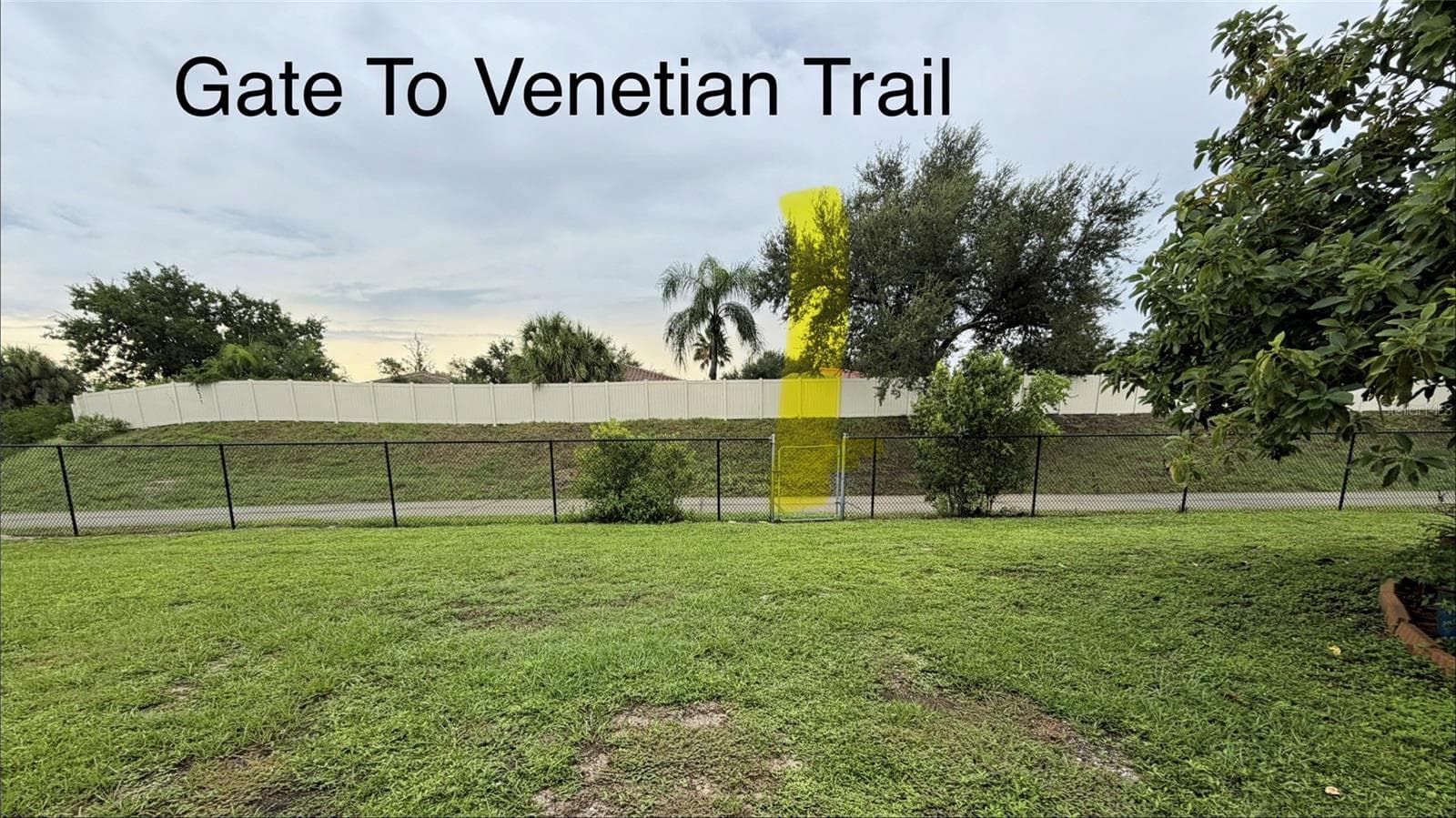 Mobile Home at 855 S GREEN CIR, VENICE, photo 13 of 19