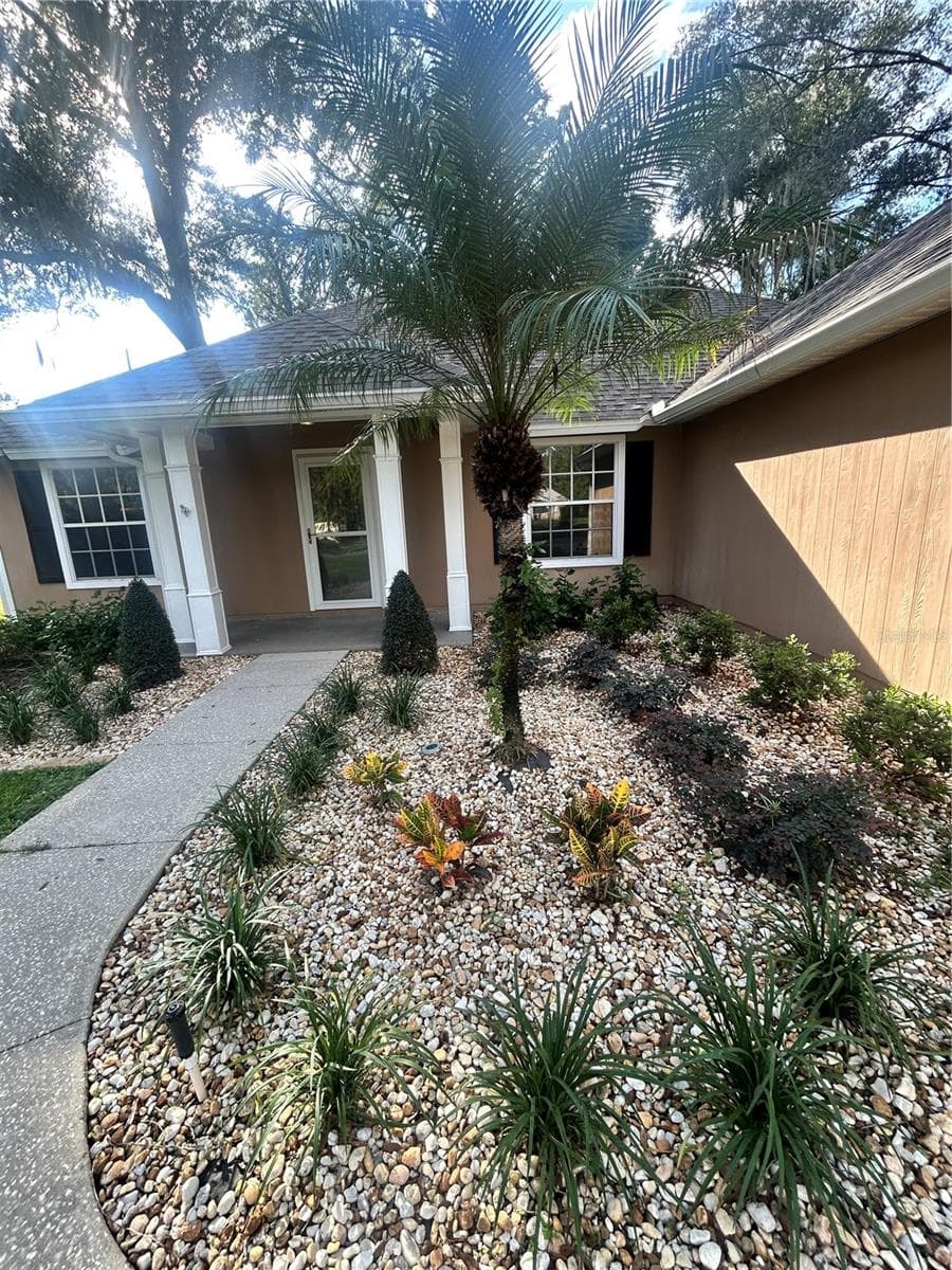 Single Family Residence at 1901 KNOLTON AVE, ORANGE CITY, photo 4 of 48