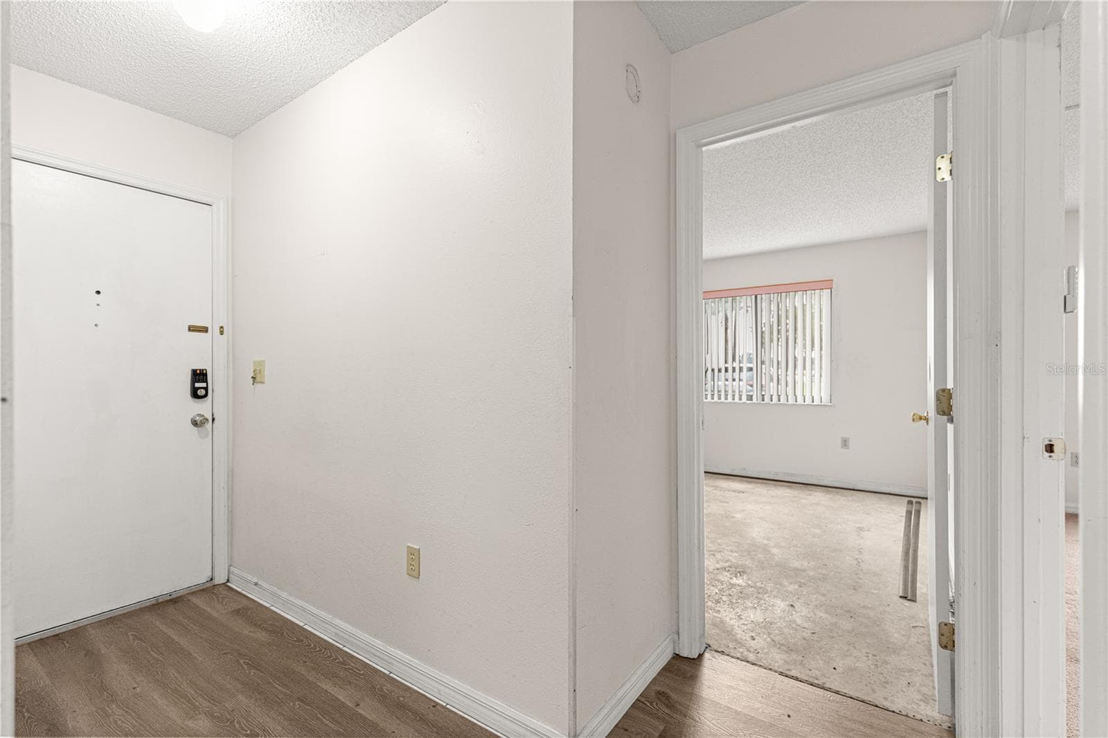 Condominium at 507 FAIRWAYS LN #A, OCALA, photo 5 of 33