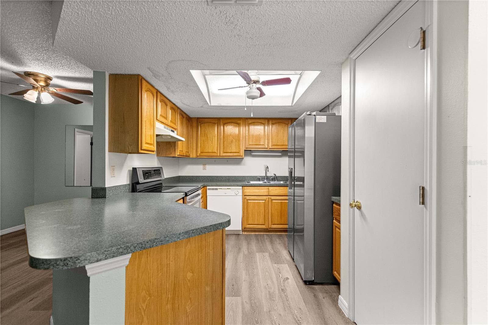 Condominium at 507 FAIRWAYS LN #A, OCALA, photo 19 of 33