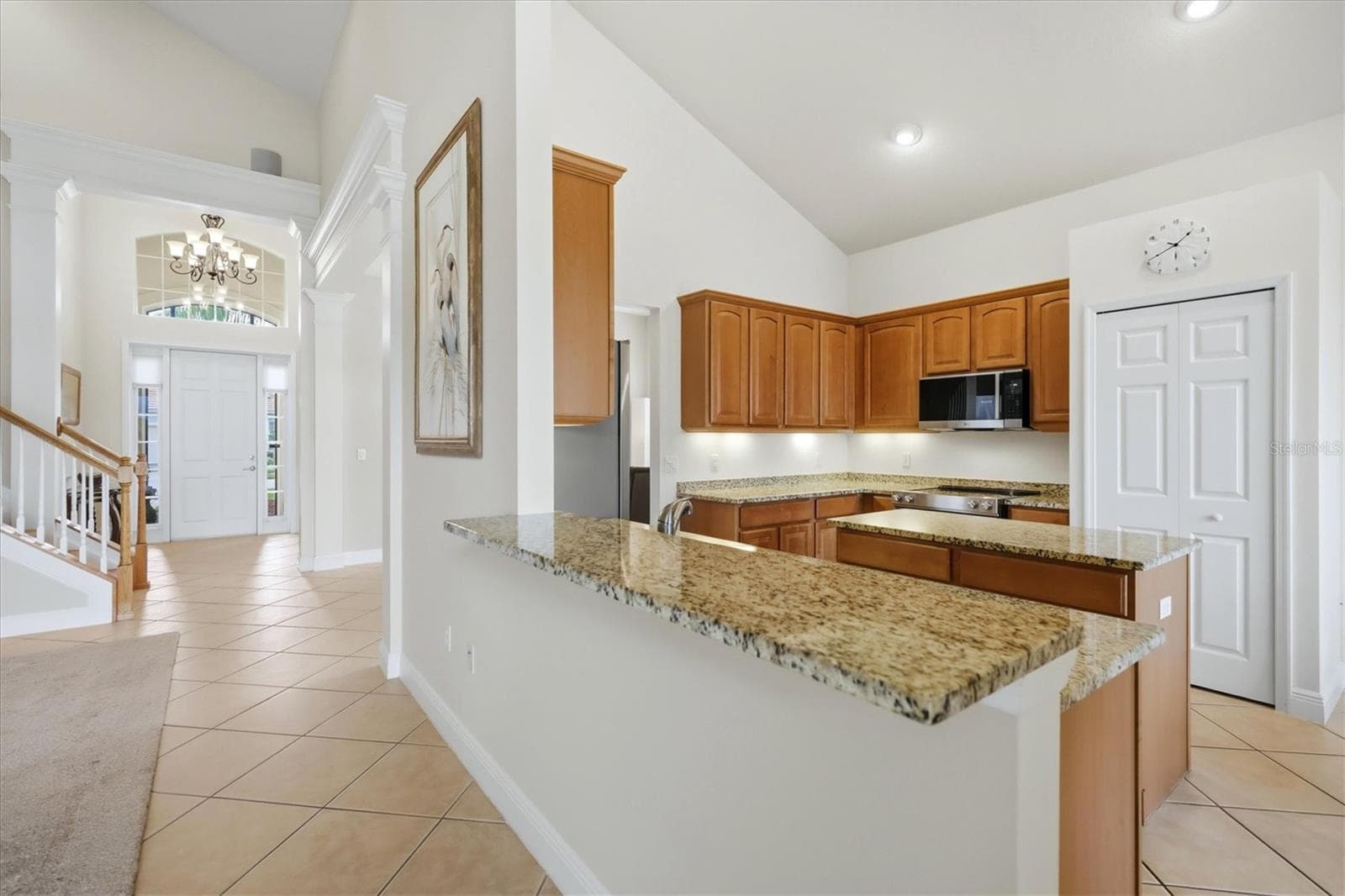 Single Family Residence at 23901 WAVERLY CIR, VENICE, photo 20 of 86