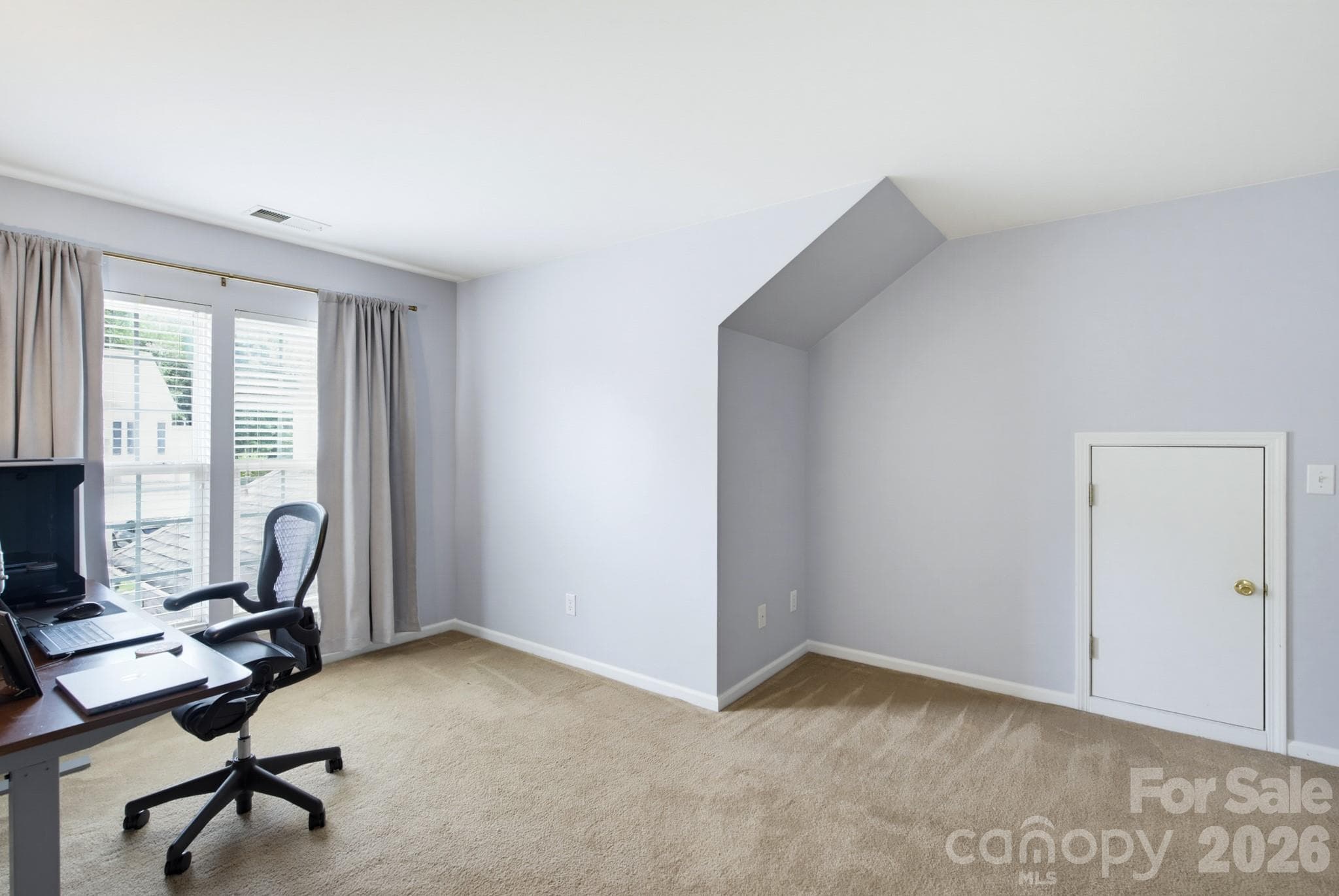 Single Family Residence at 13330 Edgetree Drive, Pineville, photo 32 of 44