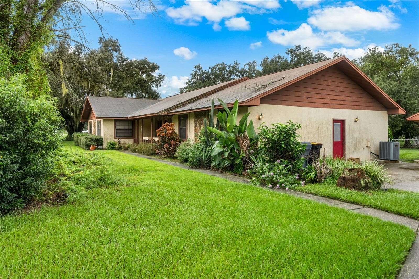 Single Family Residence at 4253 STAFFORD DR, WINTER HAVEN, photo 3 of 35