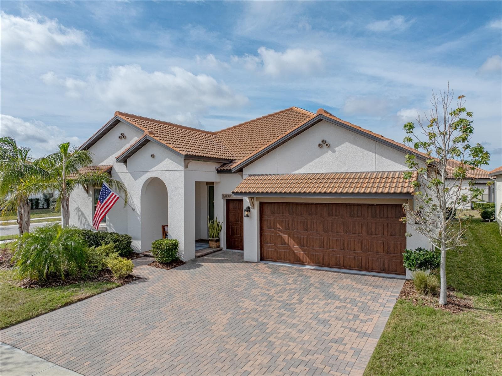 Single Family Residence at 16959 SCUBA CREST ST, WIMAUMA, photo 6 of 53