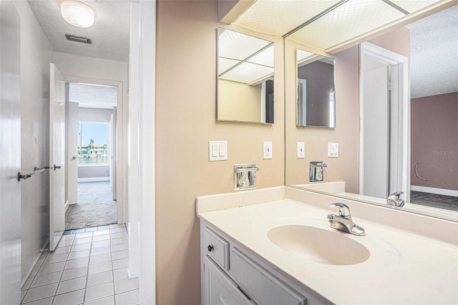 Condominium at 8719 COVE CT #10, TAMPA, photo 23 of 46