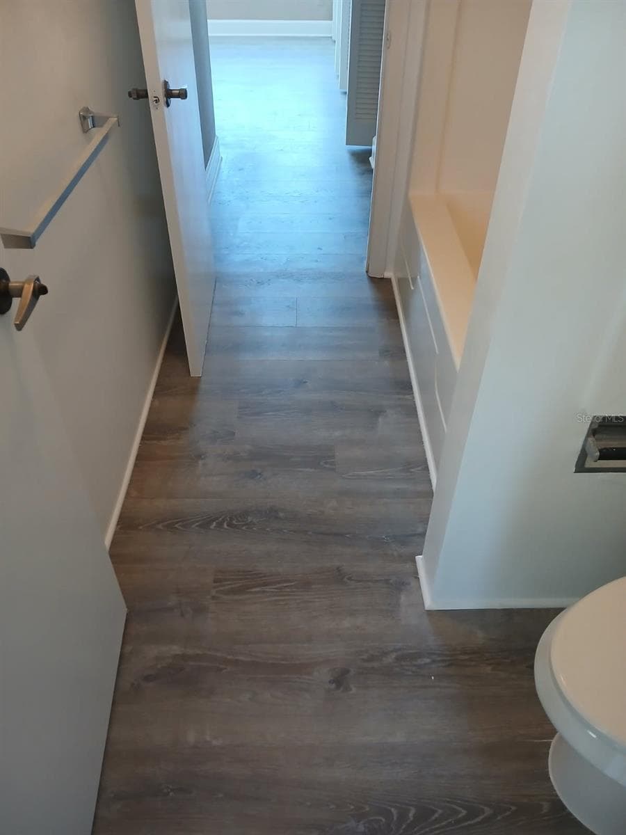 Upper-floor new flooring - 8719 COVE CT #10, TAMPA