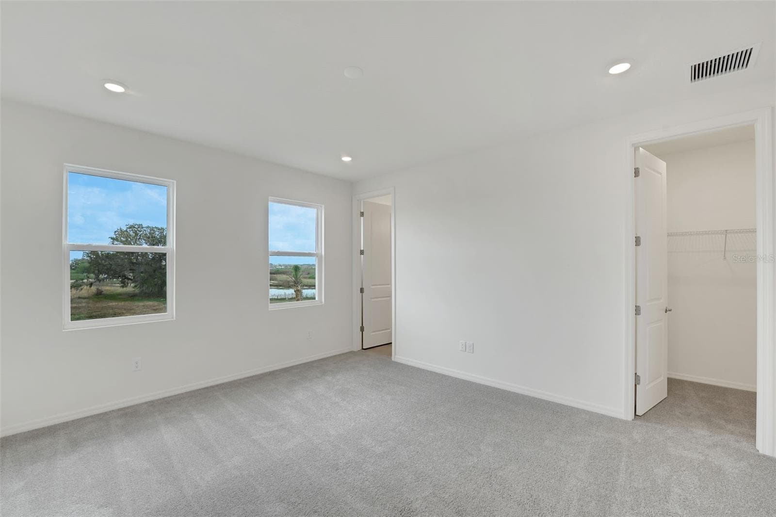 Townhouse at 31630 OCEAN BREEZE DR, SAN ANTONIO, photo 19 of 26