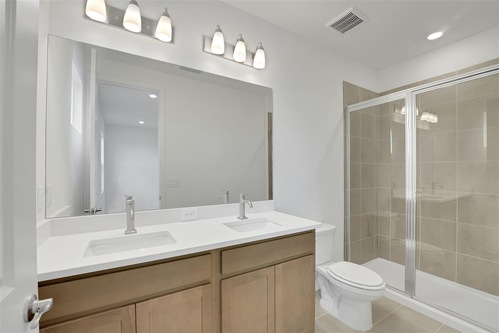 Townhouse at 31630 OCEAN BREEZE DR, SAN ANTONIO, photo 20 of 26
