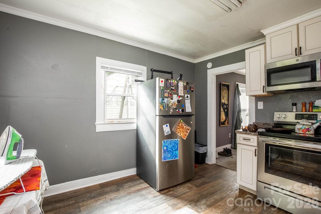 Unit 306 - 306 E 1st Street, Lexington