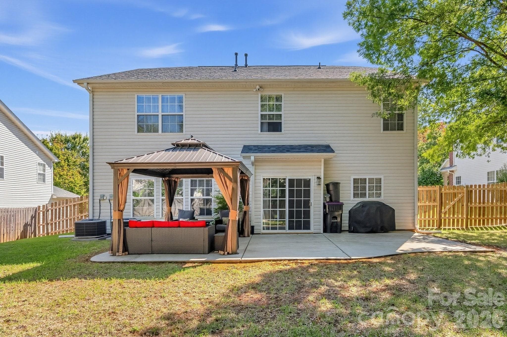 Single Family Residence at 210 Lylic Woods Drive, Fort Mill, photo 22 of 22