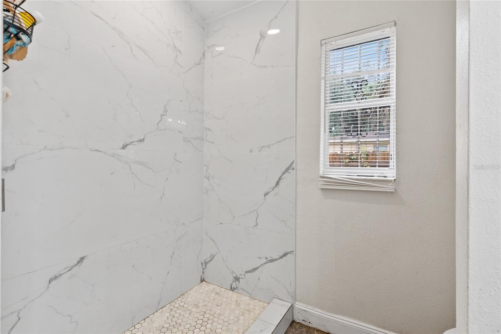 Master bath - 4453 CONLEY ST, ORLANDO