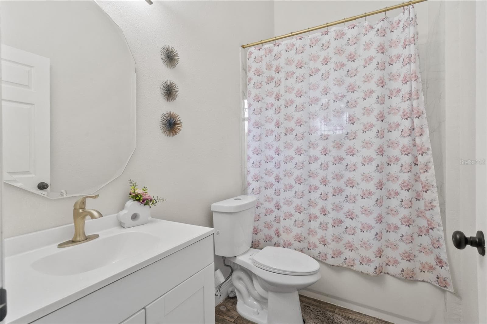 Guest Bath - 4453 CONLEY ST, ORLANDO