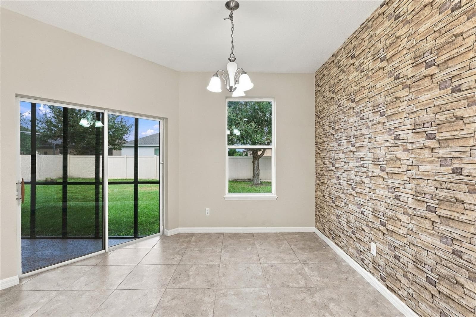 Single Family Residence at 12061 SAWGRASS RESERVE BLVD, ORLANDO, photo 18 of 40