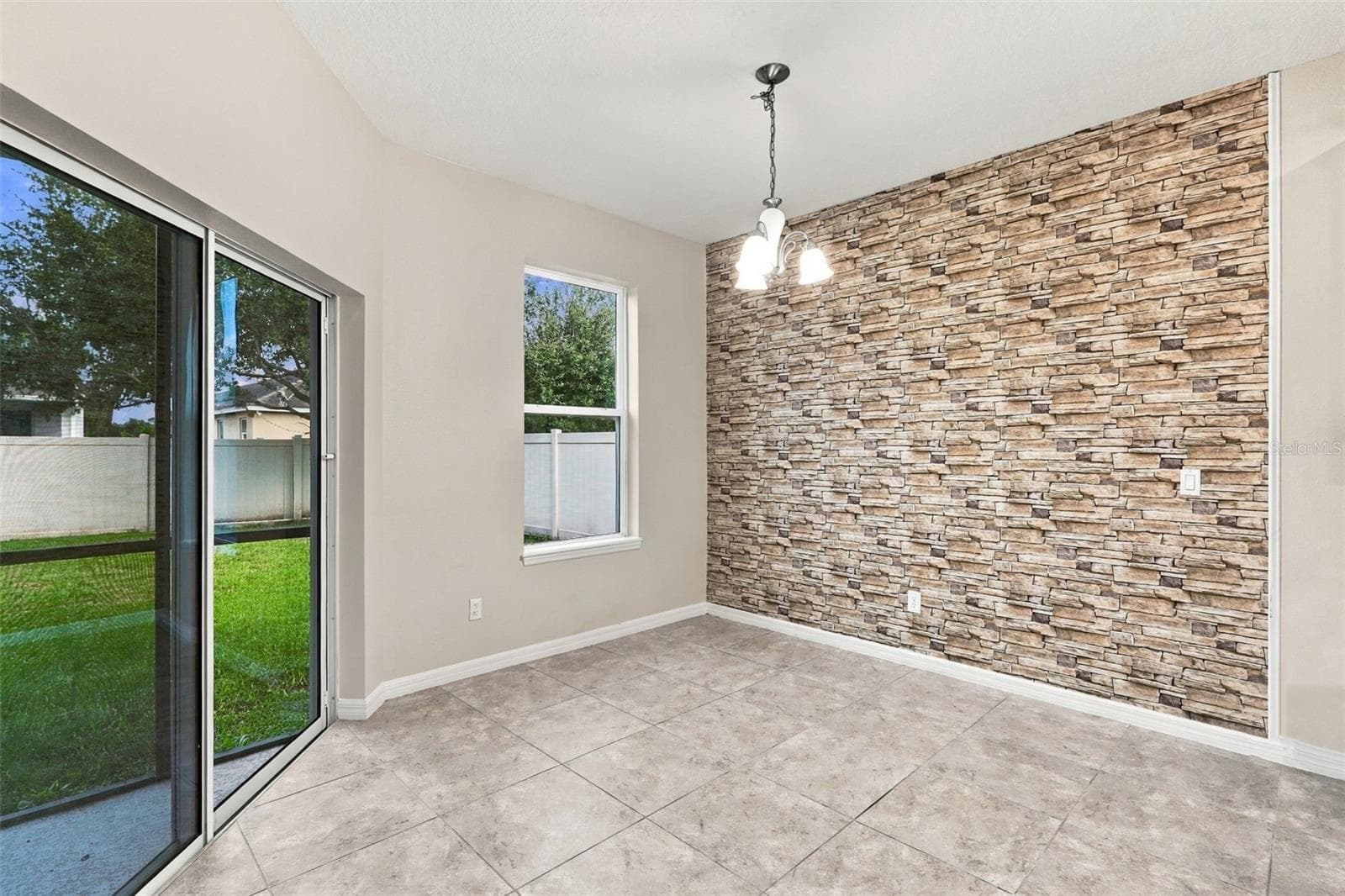Single Family Residence at 12061 SAWGRASS RESERVE BLVD, ORLANDO, photo 19 of 40