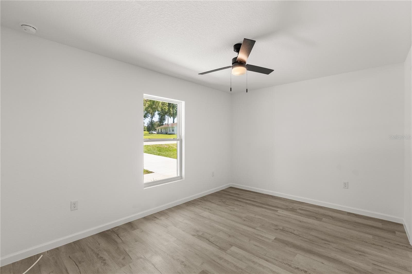 Single Family Residence at 21950 SW MARINE BLVD, DUNNELLON, photo 11 of 15