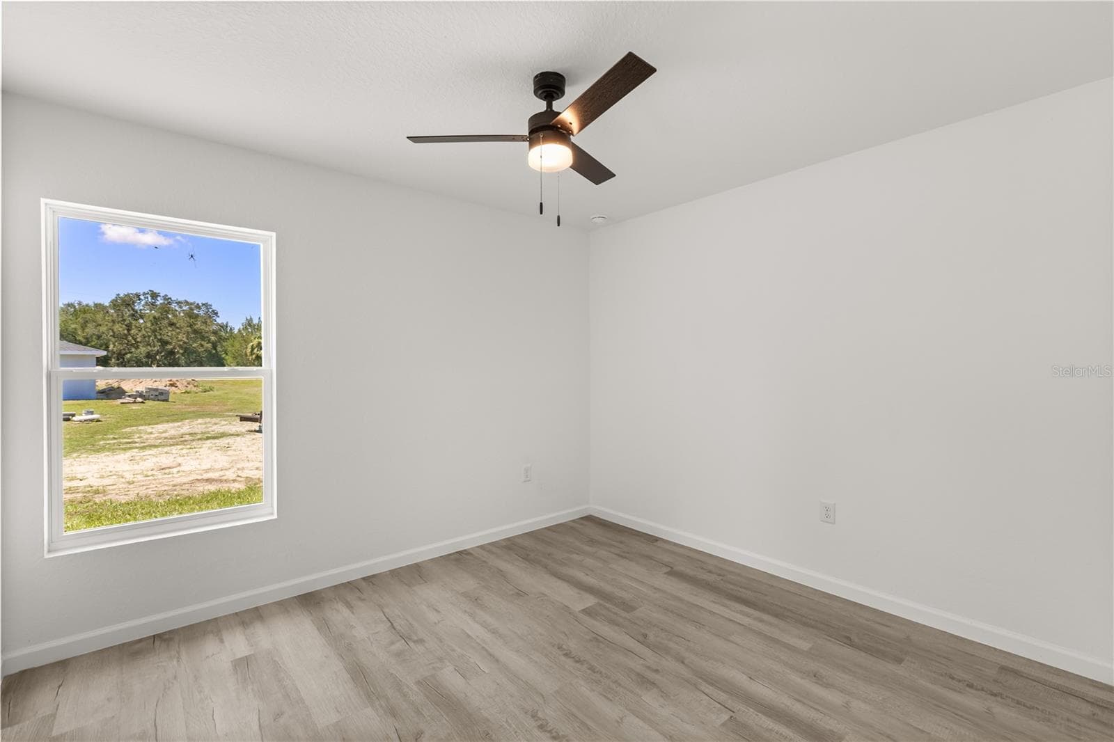 Single Family Residence at 21950 SW MARINE BLVD, DUNNELLON, photo 12 of 15
