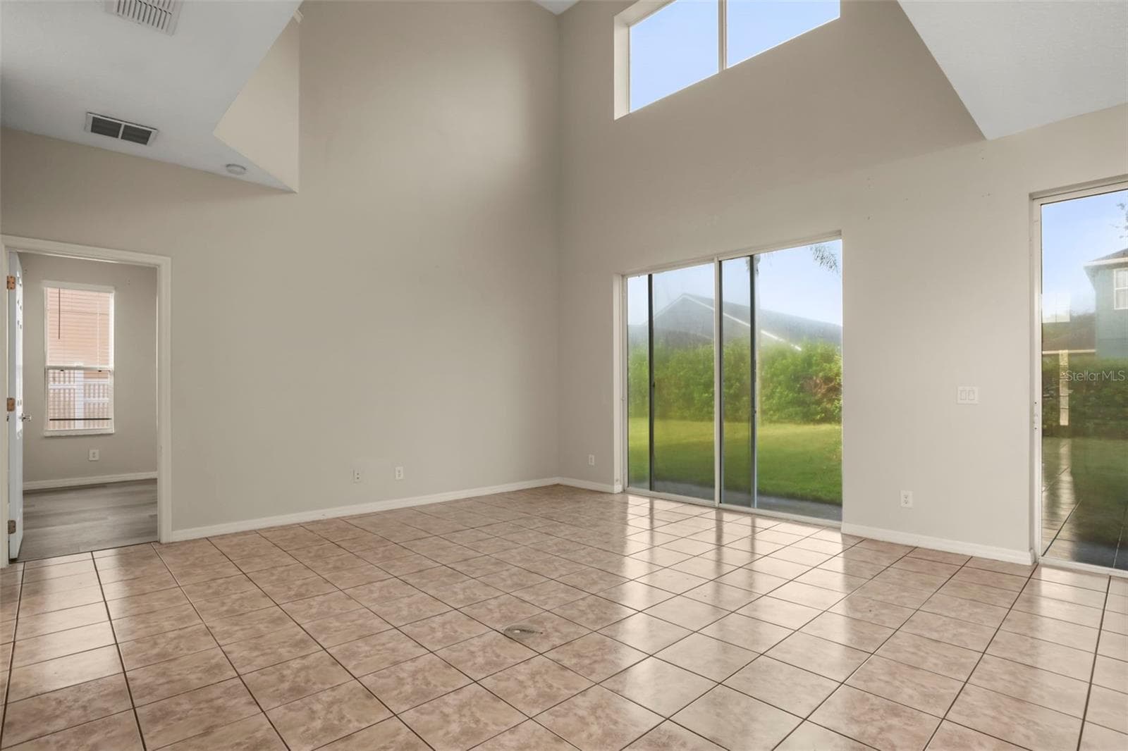 Single Family Residence at 1418 SPRING FEST LN, ORLANDO, photo 9 of 50