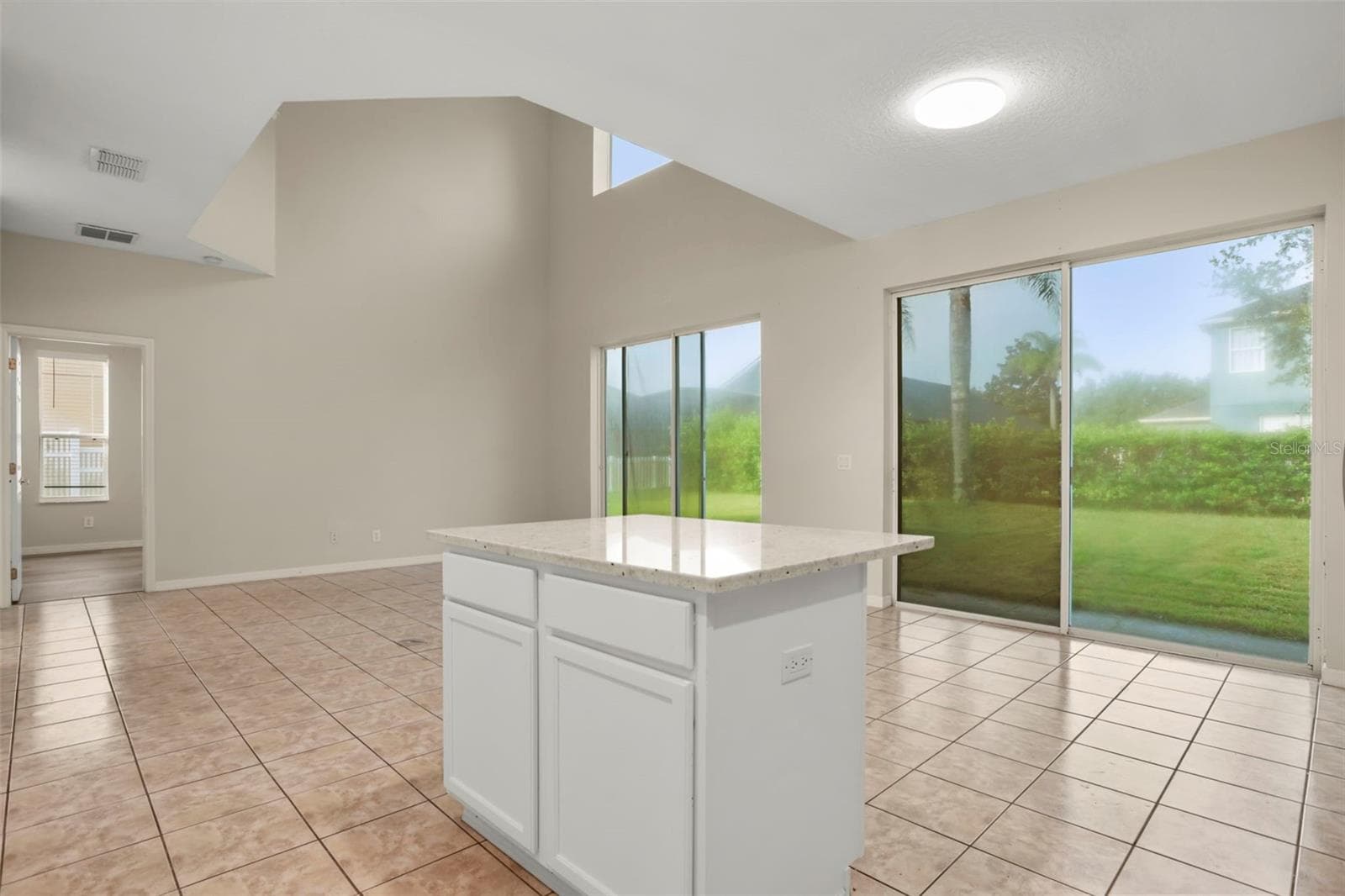 Single Family Residence at 1418 SPRING FEST LN, ORLANDO, photo 12 of 50