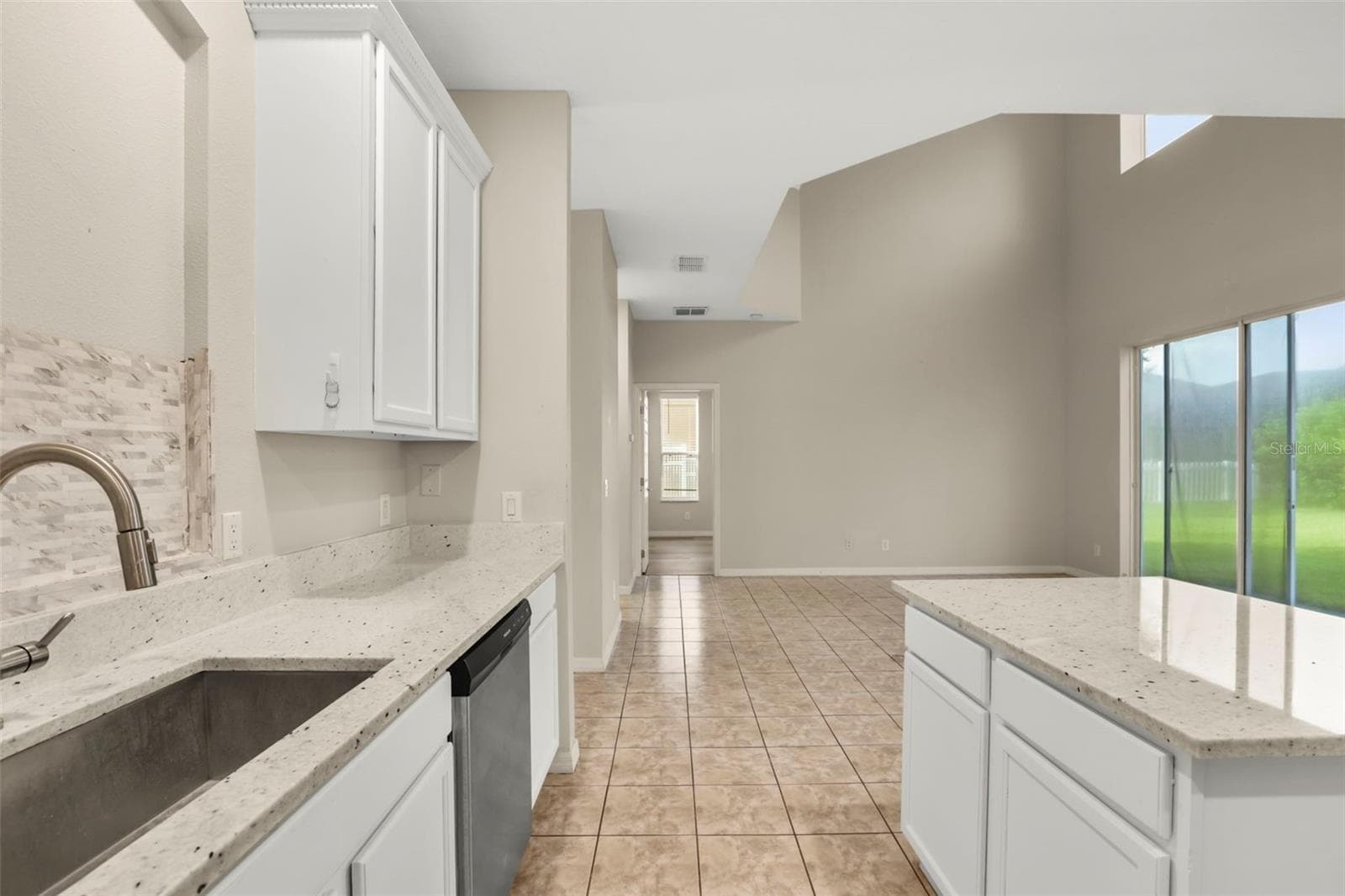 Single Family Residence at 1418 SPRING FEST LN, ORLANDO, photo 13 of 50