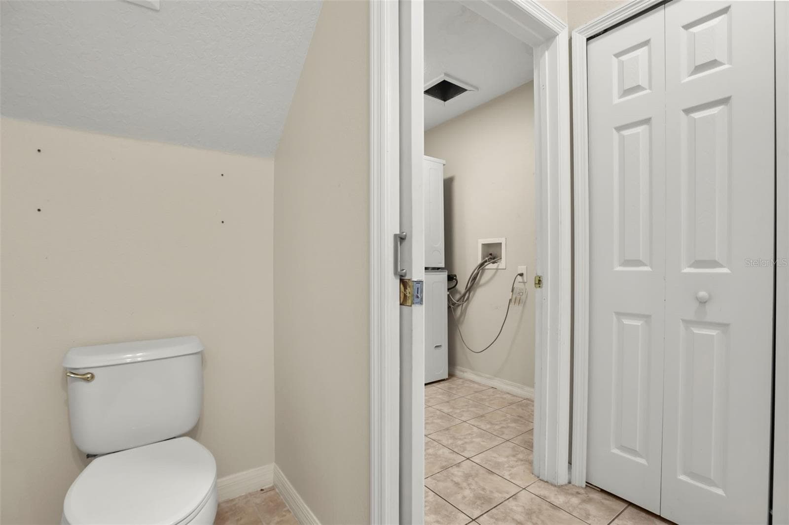 Single Family Residence at 1418 SPRING FEST LN, ORLANDO, photo 16 of 50