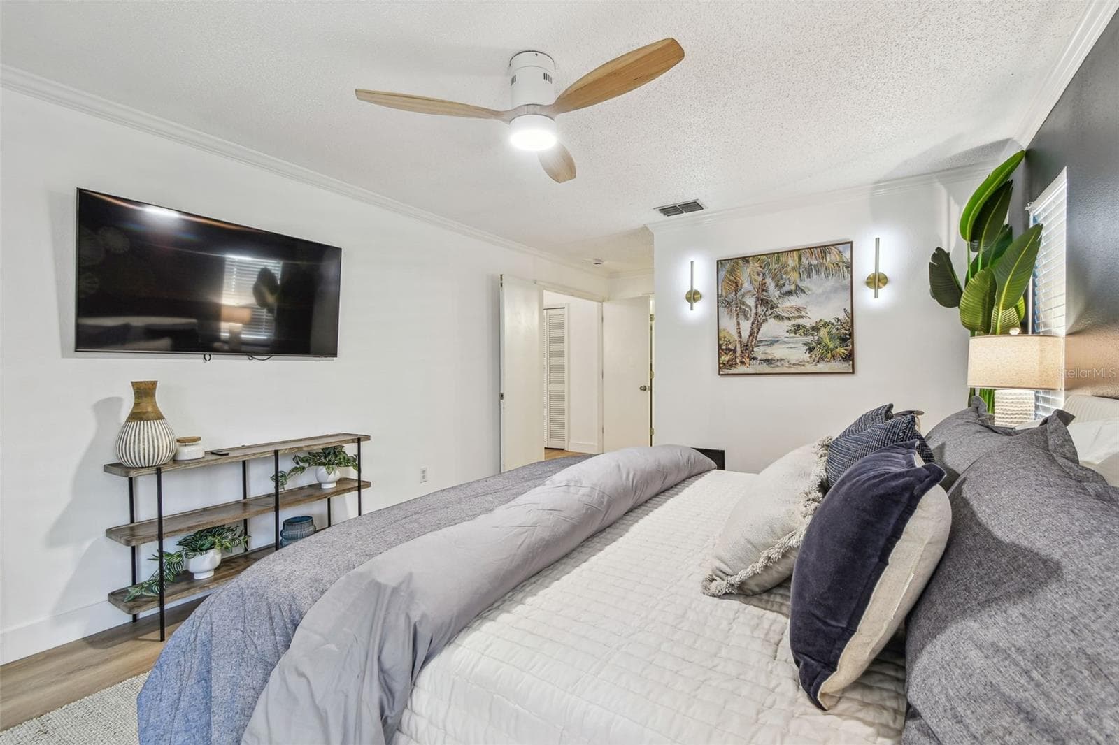 Single Family Residence at 380 FERNSHIRE CT, PALM HARBOR, photo 14 of 34