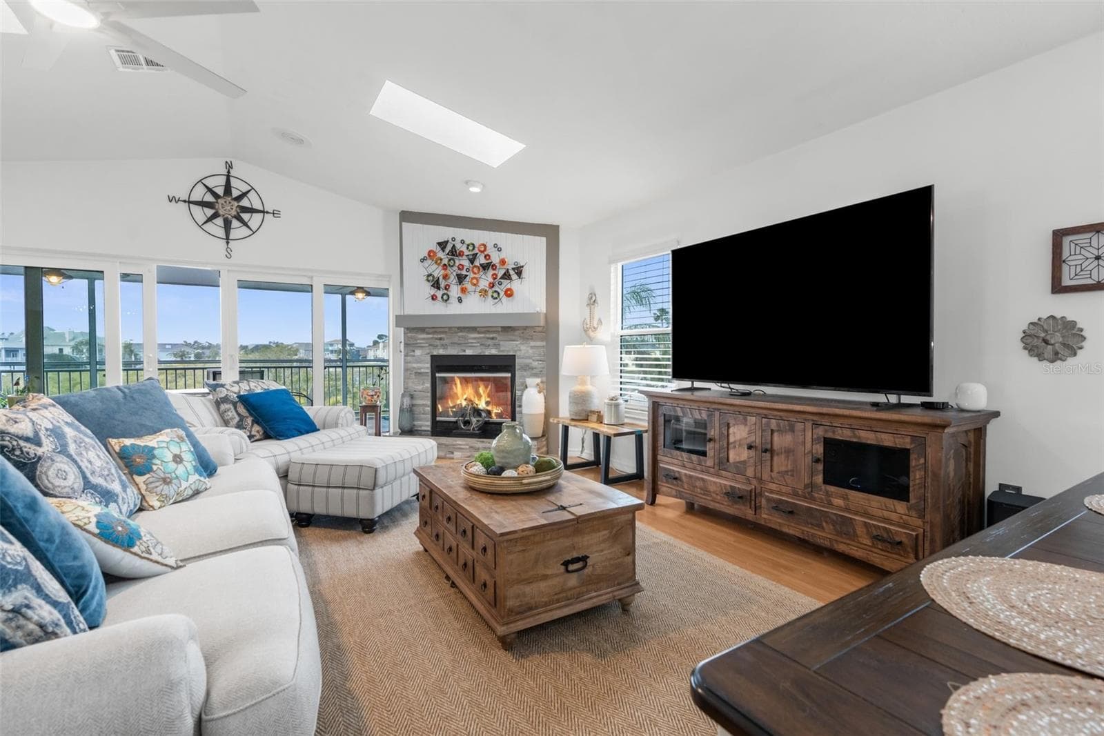 Family Room with fireplace. - 6029 BAYWAY CT, NEW PORT RICHEY