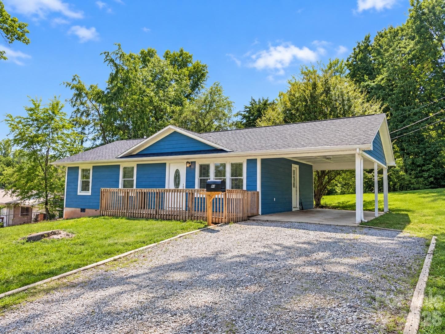 84 E Hunt Drive