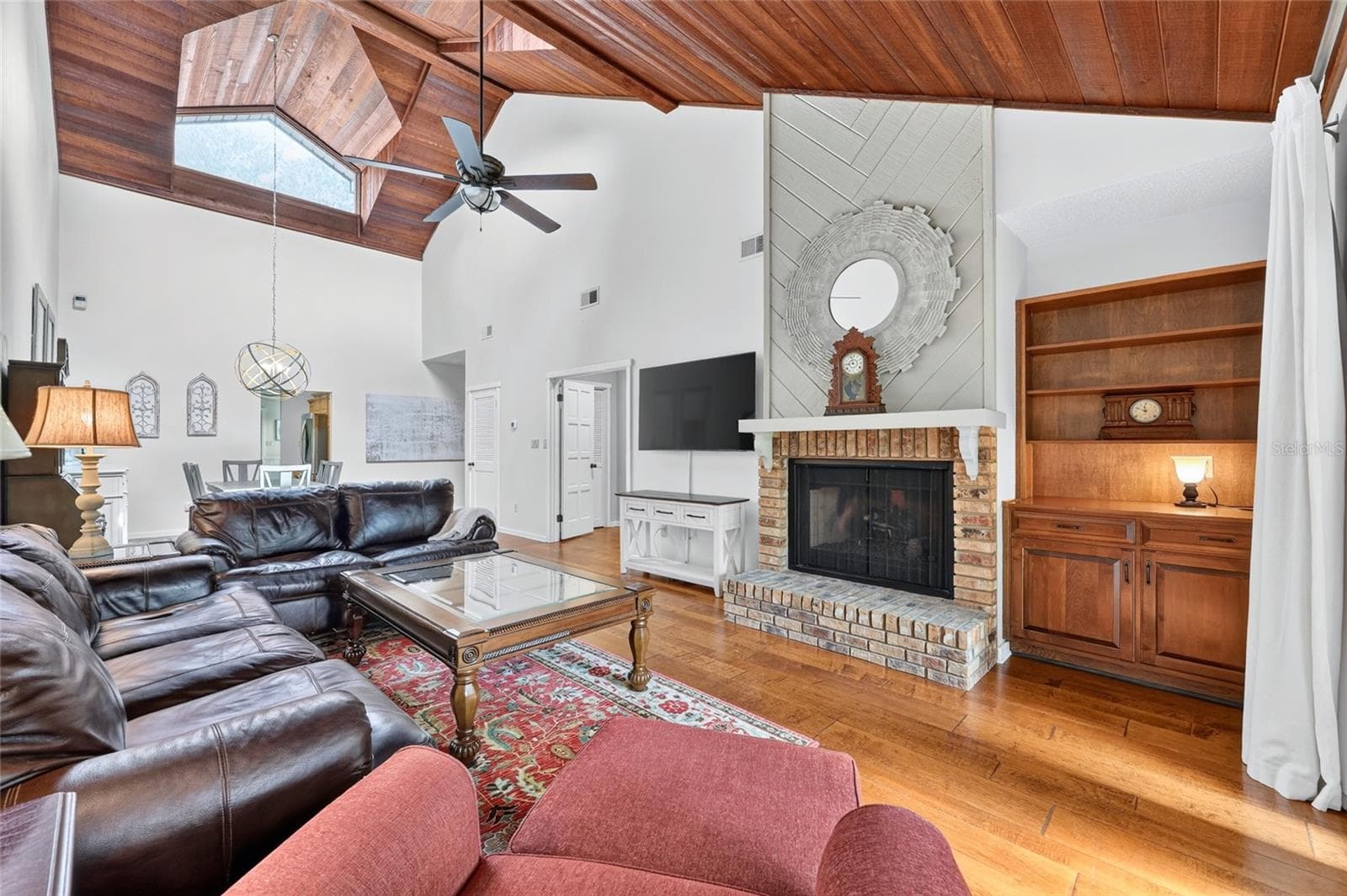 Living Room - 1731 SE CLATTER BRIDGE RD, OCALA