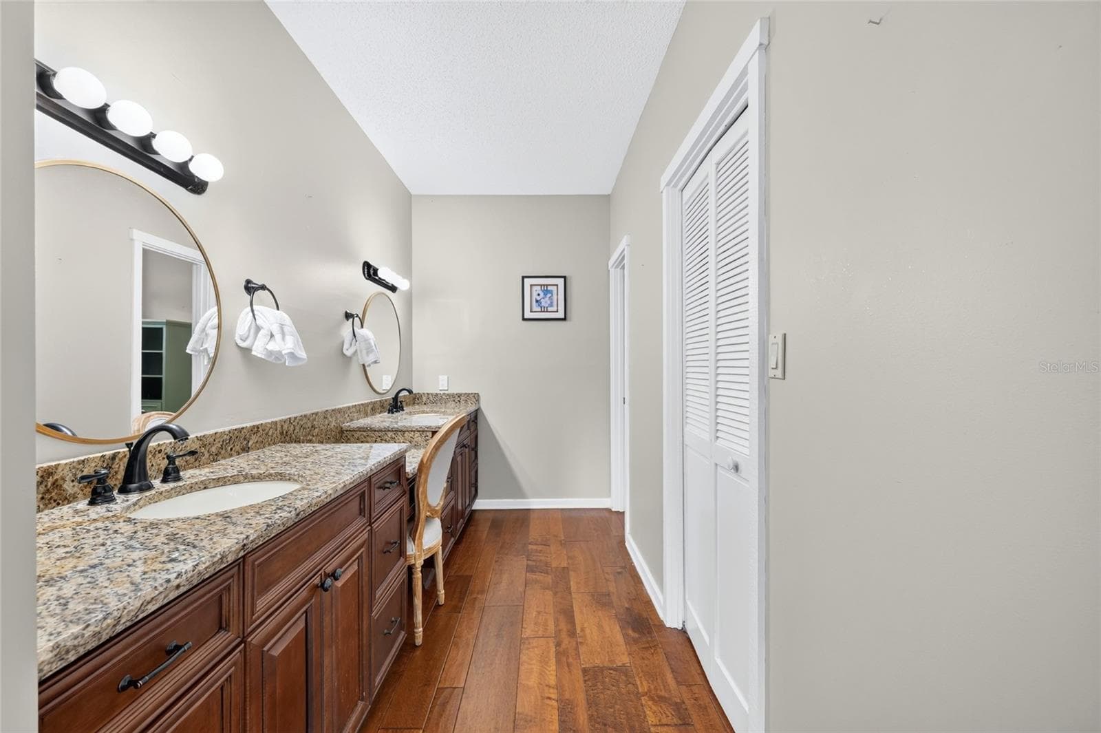 Primary Bathroom - 1731 SE CLATTER BRIDGE RD, OCALA