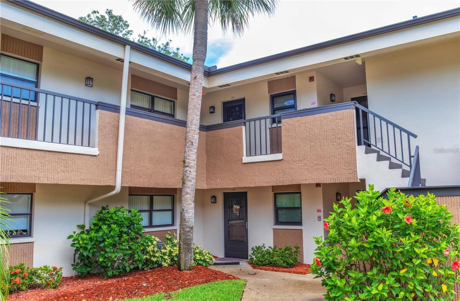 2700 NEBRASKA AVE #2-205