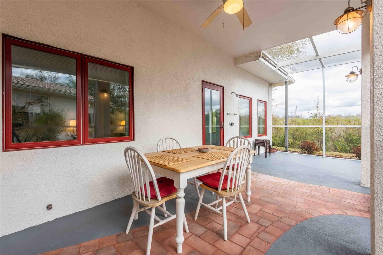 Single Family Residence at 21150 LOS CABOS CT, LAND O LAKES, photo 15 of 57