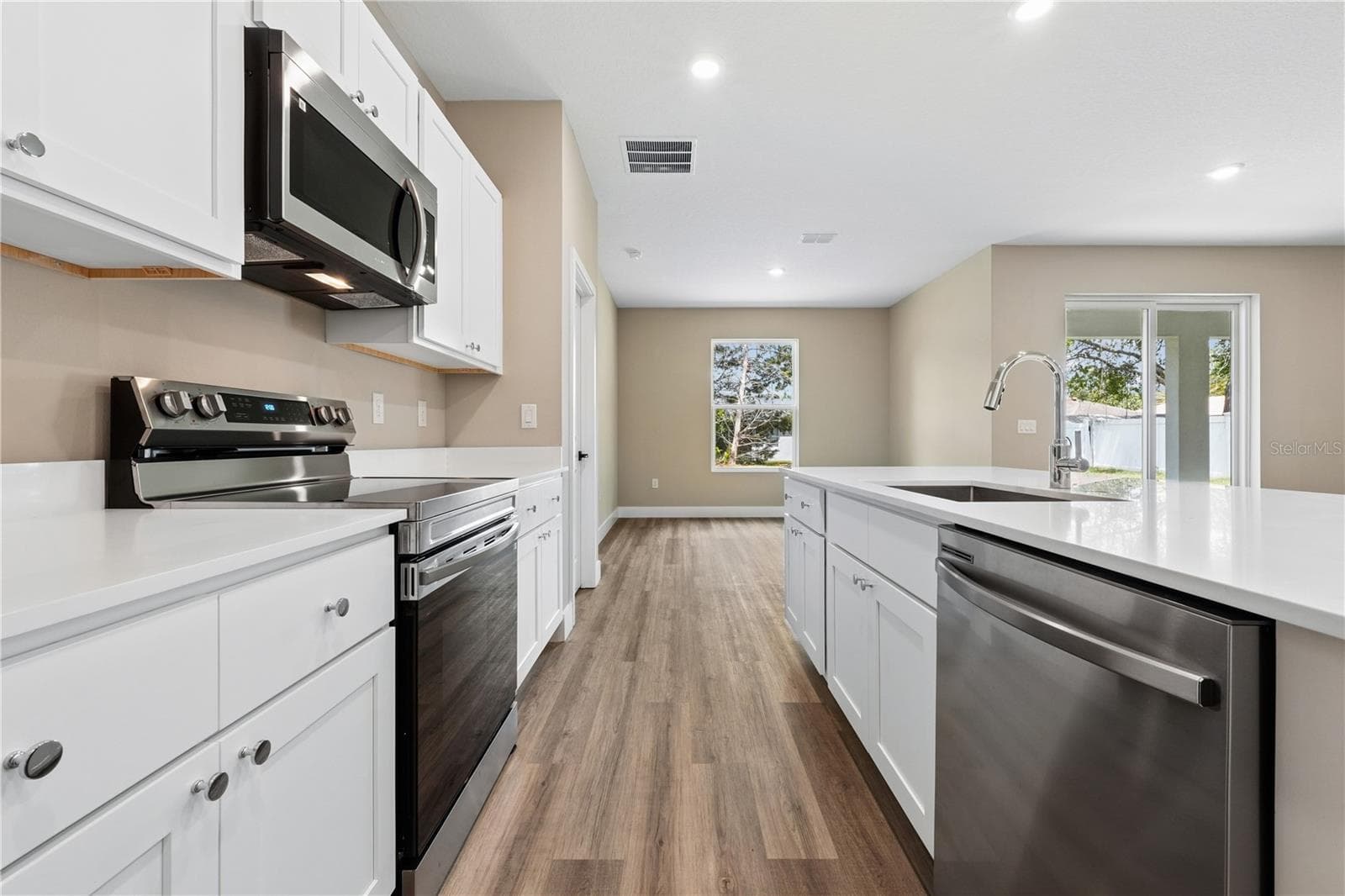 Finishes and colors may vary. - 1 ZANZIBAR BALSAN CT, PALM COAST