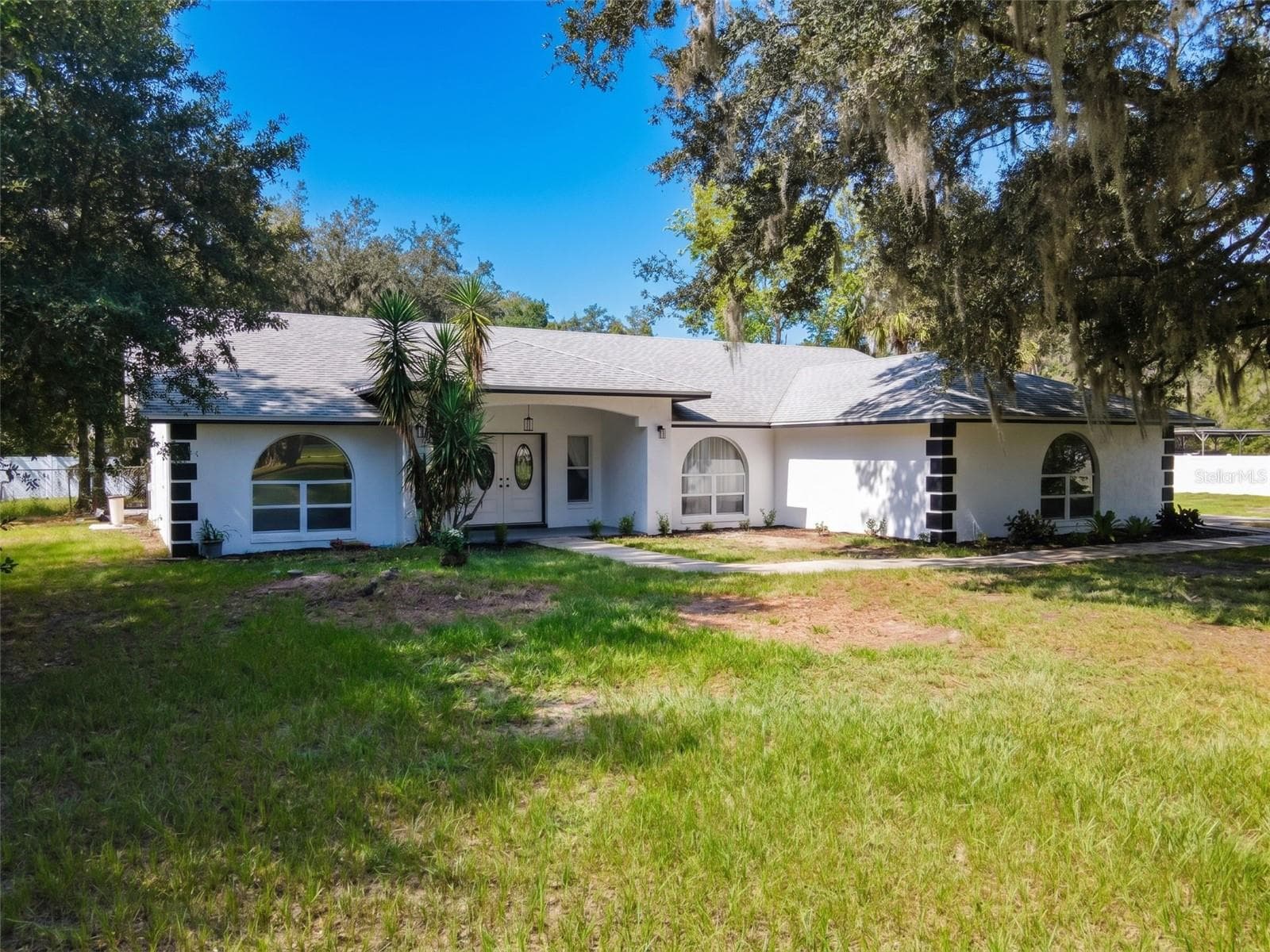 Single Family Residence at 6419 LUNN RD, LAKELAND, photo 2 of 22